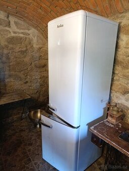 Retro lednice Amica