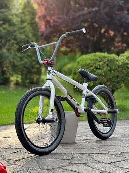 Bmx kolo mongoose
