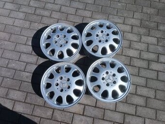 215. Originál ALU kola Mercedes A