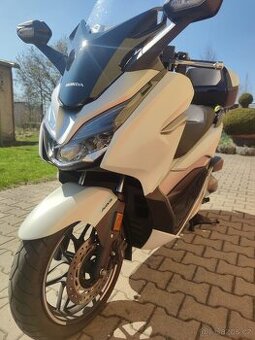 Honda Forza 300 TOP STAV