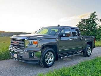 GMC SIERRA K1500 SLT CREWCAB - 5.3 V8 4x4 360HP - KŮŽE