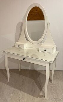 Toaletní stolek zn. IKEA Hemnes