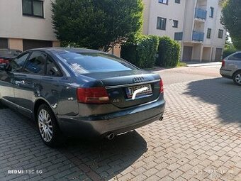 Audi a 6 2.4 V6 6 kvalt manuál