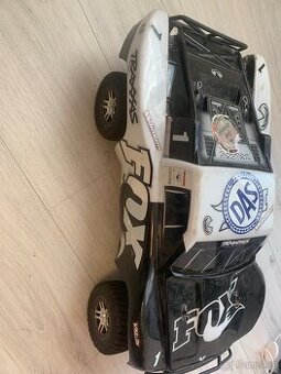 Traxxas Slash VXL 2WD – brushless, top stav, cena k jednání