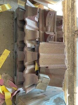 Střešní betonová krytina BRAMAC EN 490 - schody