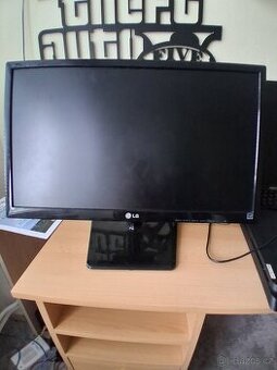 Prodám monitor LG