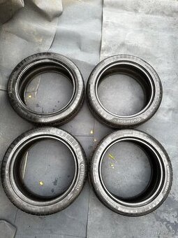 Continental EcoContact 5, 215/45 R17