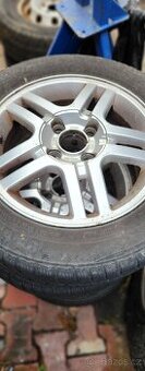 Pneu zimni 4x 195/60/15 ford Praha