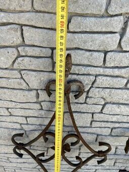 Ozdobná kovaná mříž