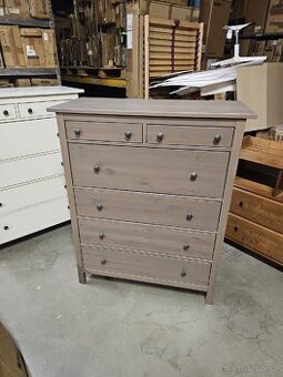 KOMODA IKEA HEMNES....