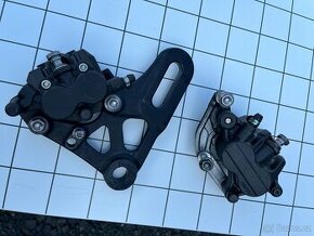 Triumph Street Twin 900 - brzdiče Nissin