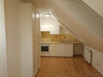 Pronájem 1+0 v Novém Jičíně ul. Husova BEZ PROVIZE RK