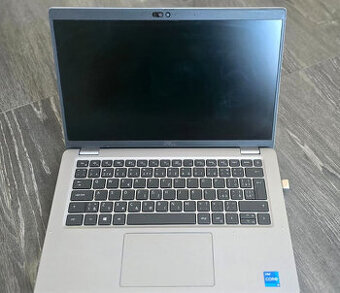 Výkonný Dell 5440, i5 13.G, 32 GB RAM, 512 GB SSD