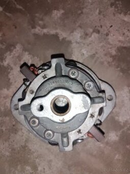 víko komutátorové startéru Škoda 120