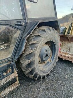 Prodám závaží na Zetor