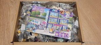 Stavebnice nemocnice jako Lego