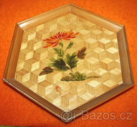 Obraz květina, podklad zřejmě rákosové vlákno, talíř asia