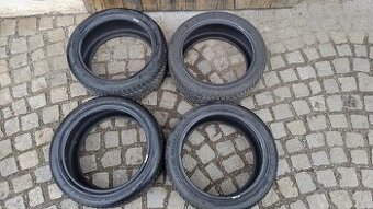 ZIMNÍ PNEU DUNLOP 4 KS