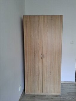 Skříň - dekor dub sonoma