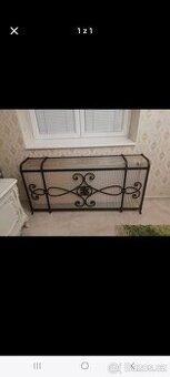 Kovaný kryt na radiátor,  topení