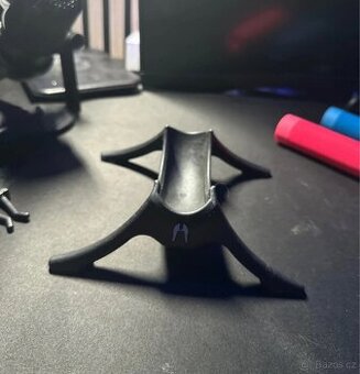 Držak na koloběžku