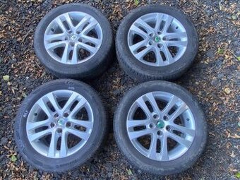 155. sada letní alu kola 205/55 r16 5x112 Škoda