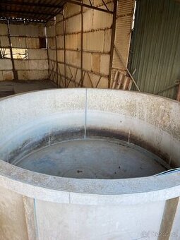 Prodám nádrž na vodu- bazén - jezírko