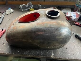 Nádrž malá kývačka