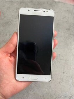 Samsung Galaxy J5