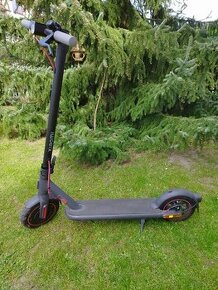 Xiaomi Mi Electric Scooter 4 Pro