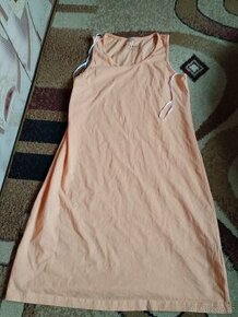 meruňkové šaty
