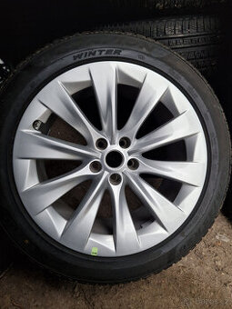 5x120 r20 kola disky tesla x alu 20 Tesla X elektrony 275 45