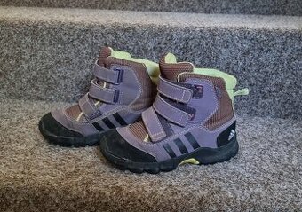 Dětské jarní boty zn. Adidas 27