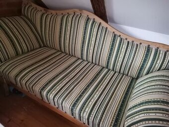 Renovované sofa