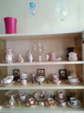 Prodám soupravu z růžového porcelánu