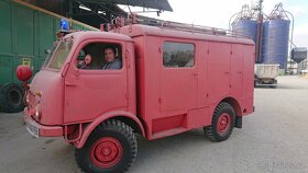 Tatra 805
