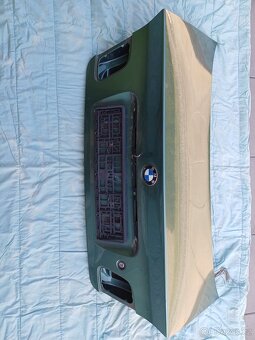 BMW e46 zadní kufr/kapota