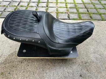 Indian Roadmaster kožené sedlo vyhřívané