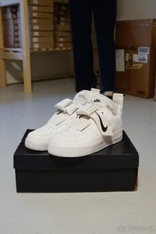 Nike Airforce 1 Utility vel. 9 (US43)