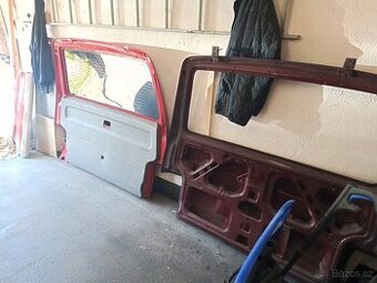 holé zadní dveře na vw T4