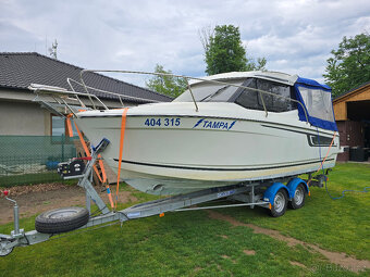 Loď Merry Fisher 695