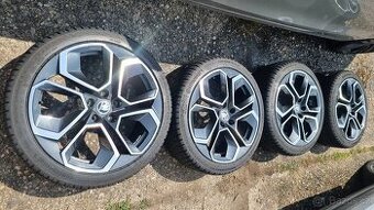 Škoda Octavia IV RS orig. alu kola ALTAIR 19" s pneu