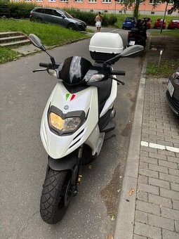 Piaggio New Typhoon 125