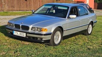 BMW 730d 142kW E38