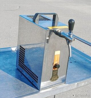 Výčepní zařízen Lindr PYGMY 20/K s kompresorem