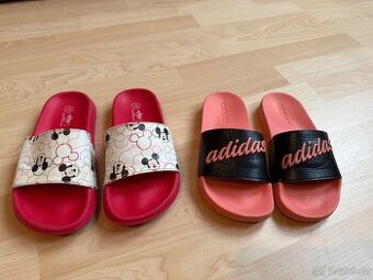 Pantofle Adidas a Mickey