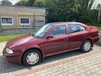 Škoda Octavia 1, 1,6 benzín, 55 kW, STK do 05/26