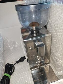Mlýnek na kávu značky Lelit -náhradní díly