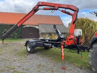 Traktorový nosič kontejneru