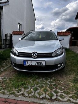 Volkswagen Golf VI